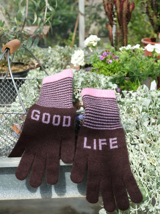 Quinton + Chadwick Good Life Angora Gloves- Chocolate & Lilac