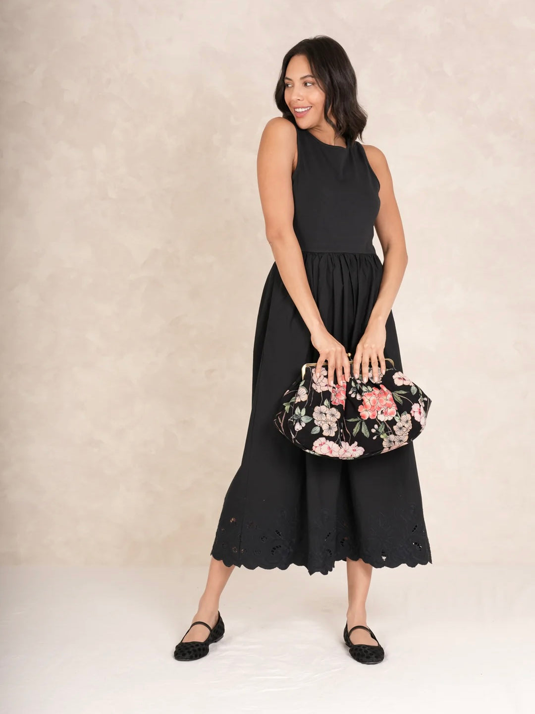 One Hundred Stars Trailing Blossom Black Oversized Clasp Bag