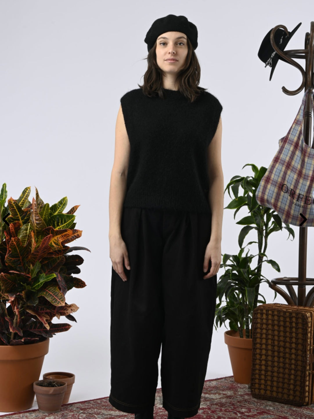 Orfeo Mirta Sleeveless Knit-Black