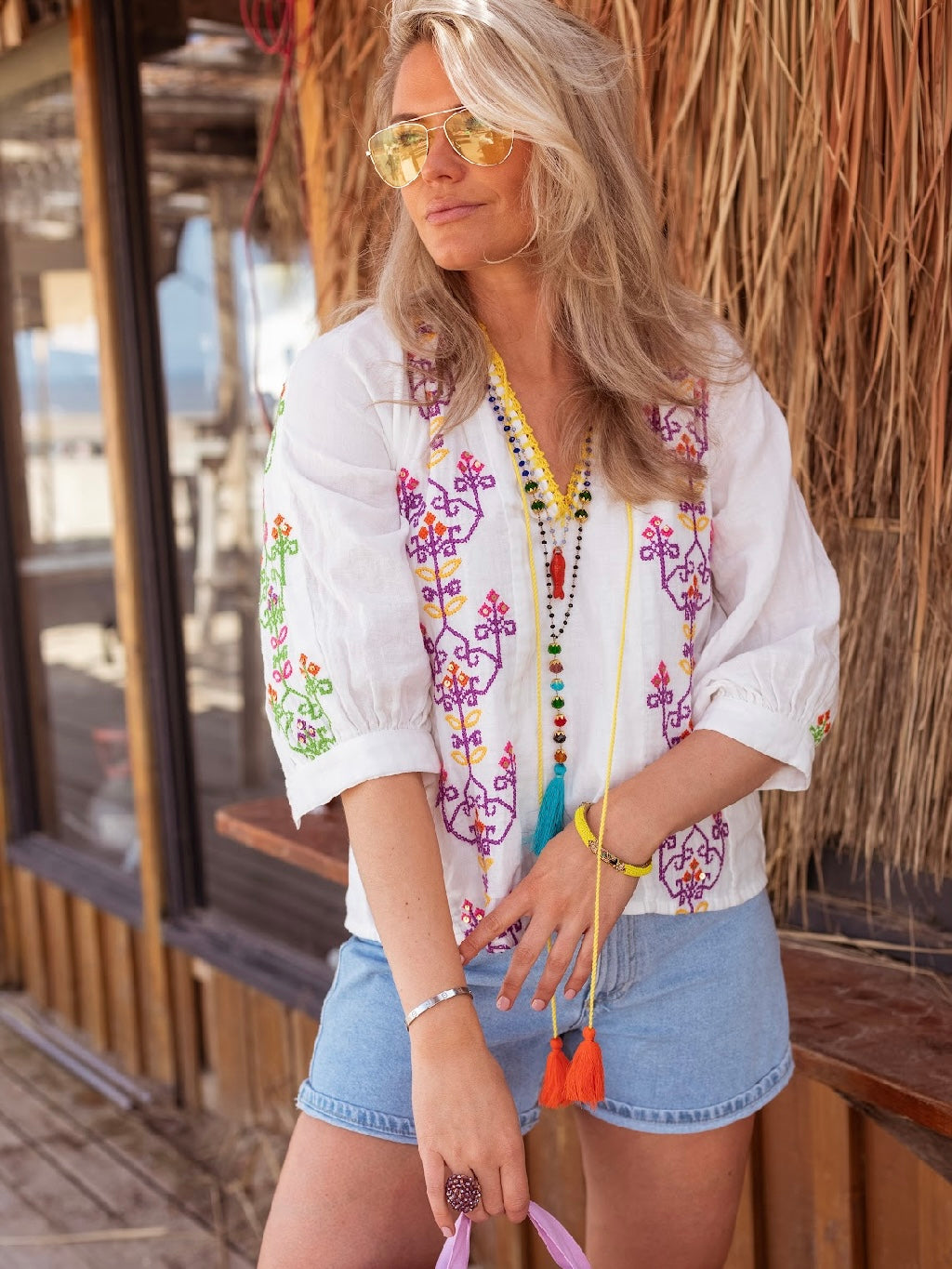 Place du Soleil White Embroidered Blouse