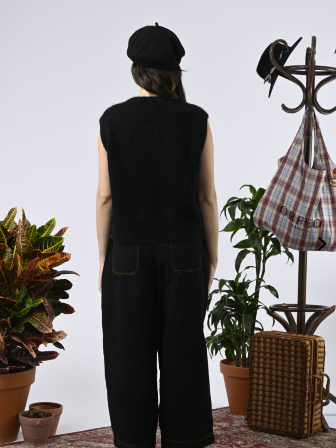Orfeo Mirta Sleeveless Knit-Black