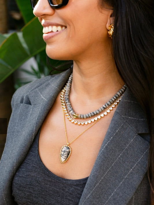 Talis Chains Oval Pendant Meshy Stone