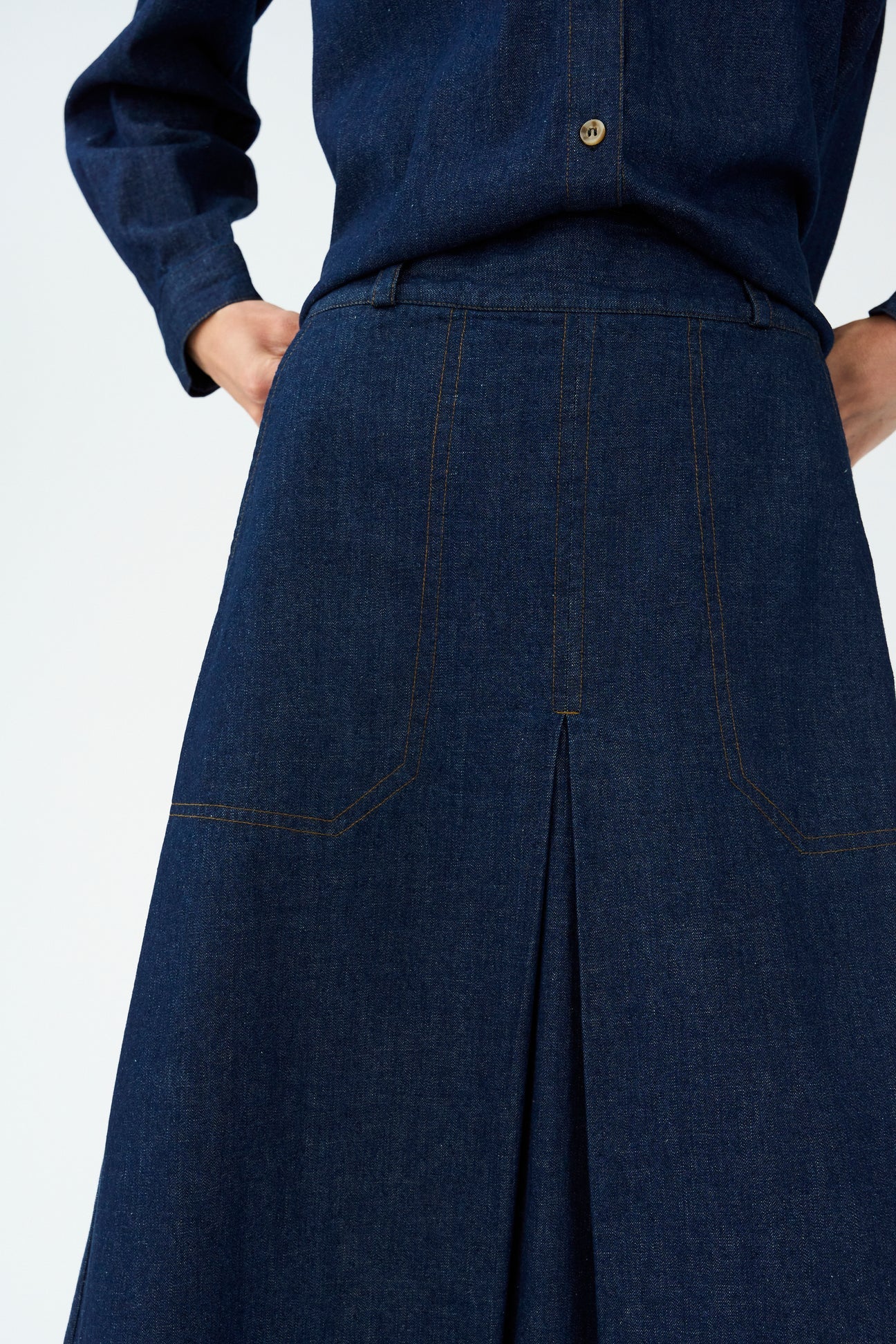 Pieszak Harper Chambray Pleat Skirt
