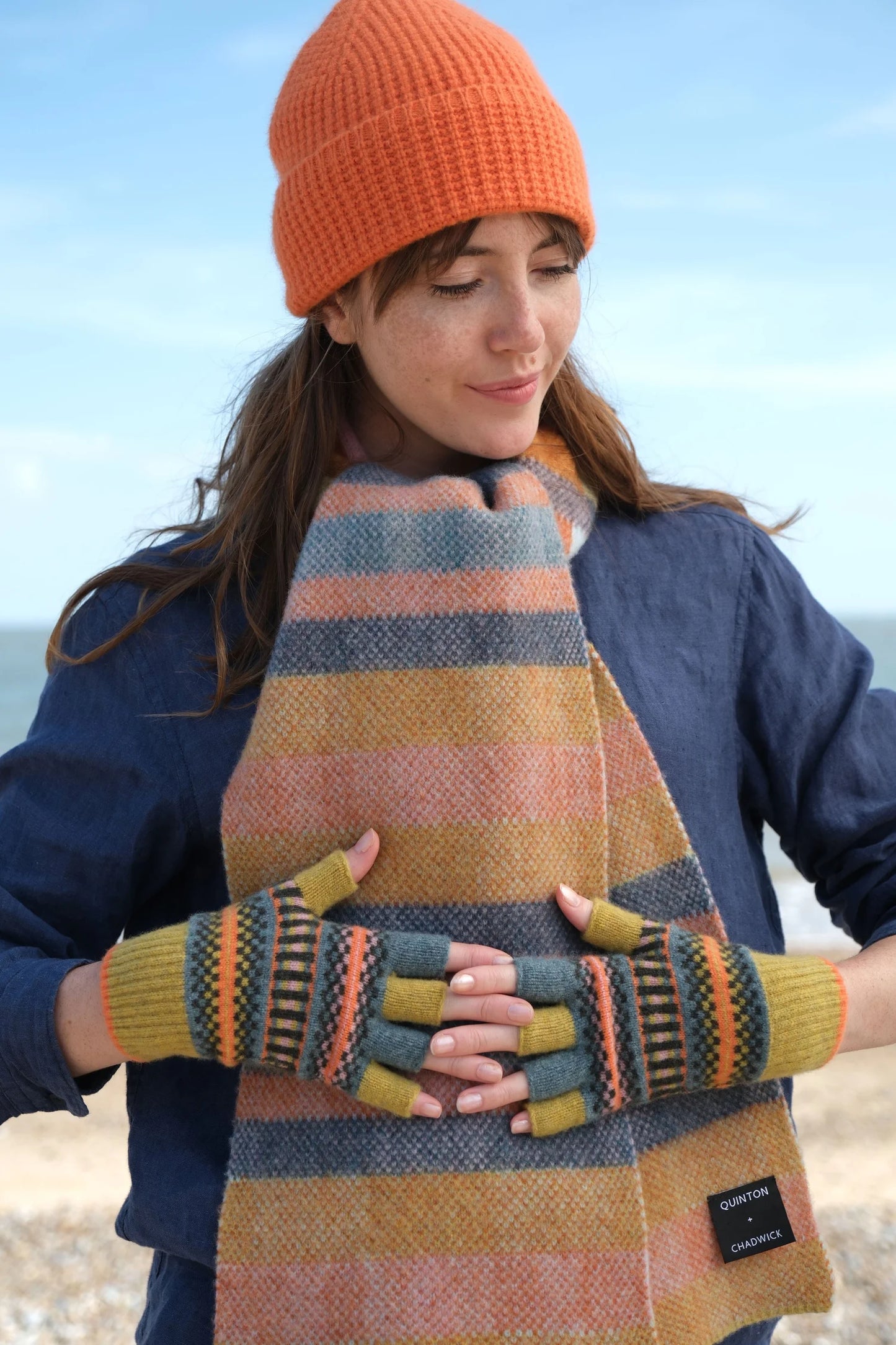 Quinton+Chadwick Patterned Fingerless Gloves-Meadow Patch