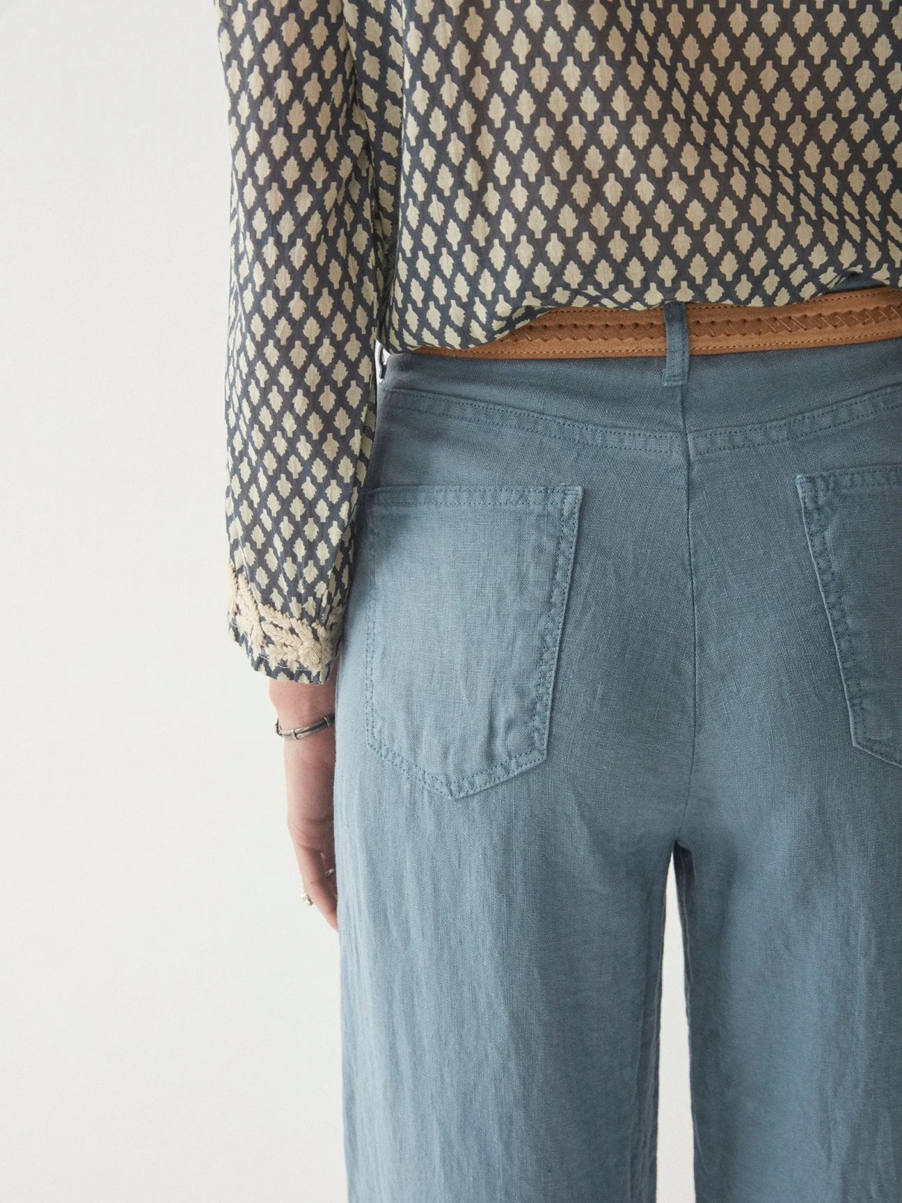 Maison Hotel Marisa Pant Petrol