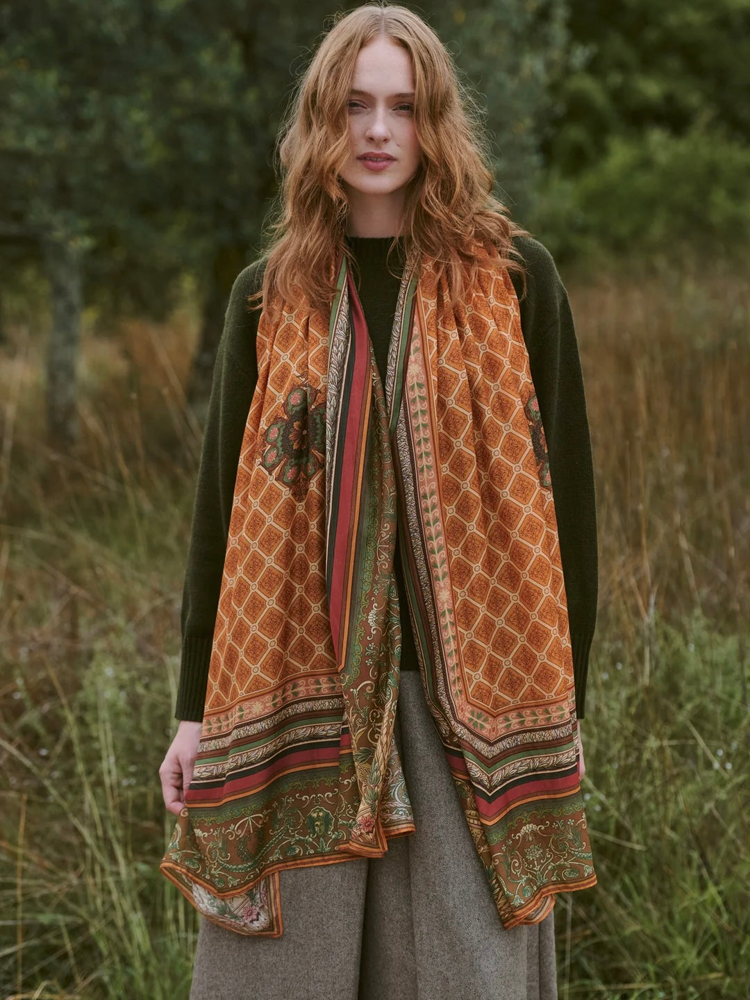 One Hundred Stars Amulet Gold Scarf