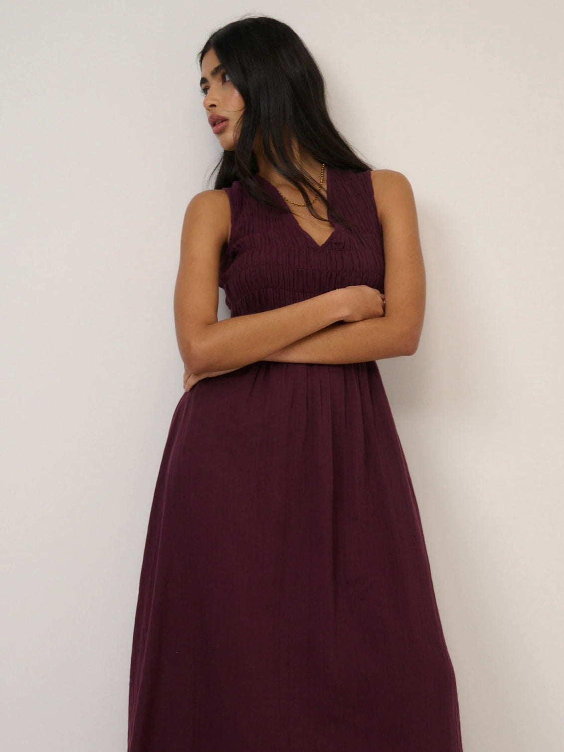Nobody's Child Petite Sleeveless Audrey Midi Dress Plum