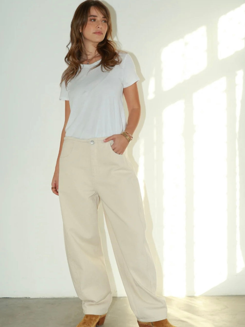 Me369 Yara Barrel Jeans- Natural