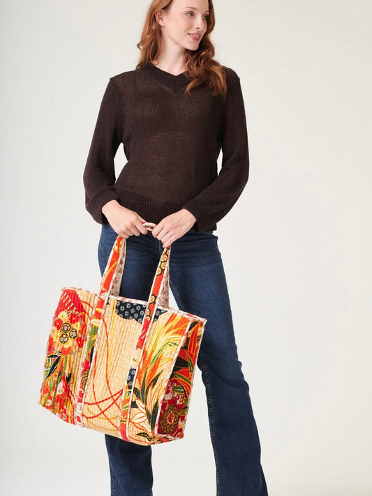 One Hundred Stars Velvet Tote Bag Fans Scarlet