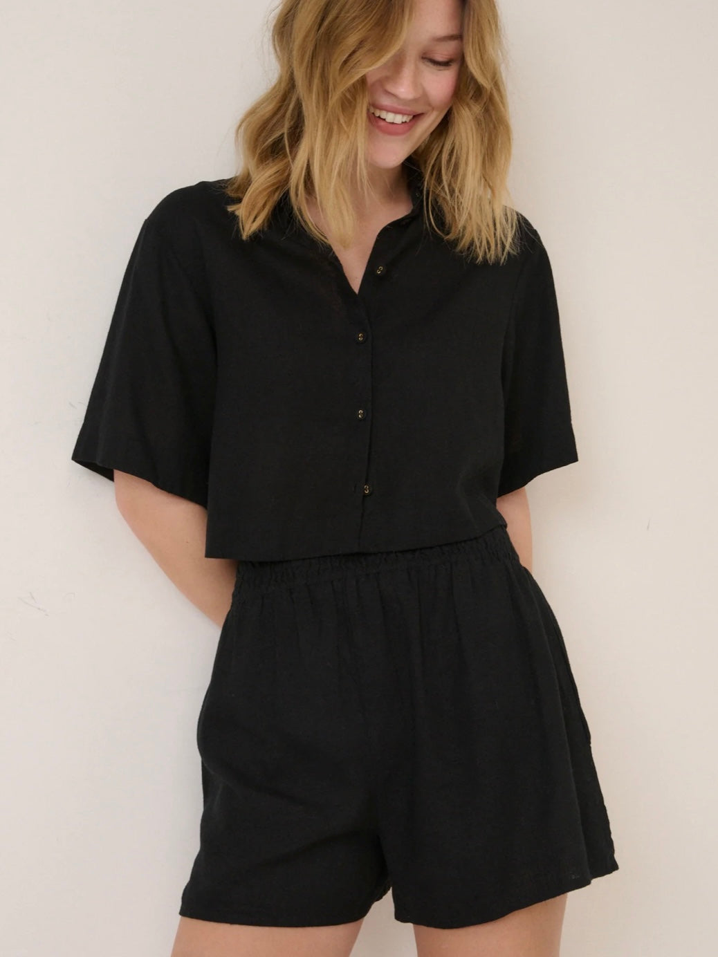 Nobody's Child Bennie Black Linen Cropped Shirt