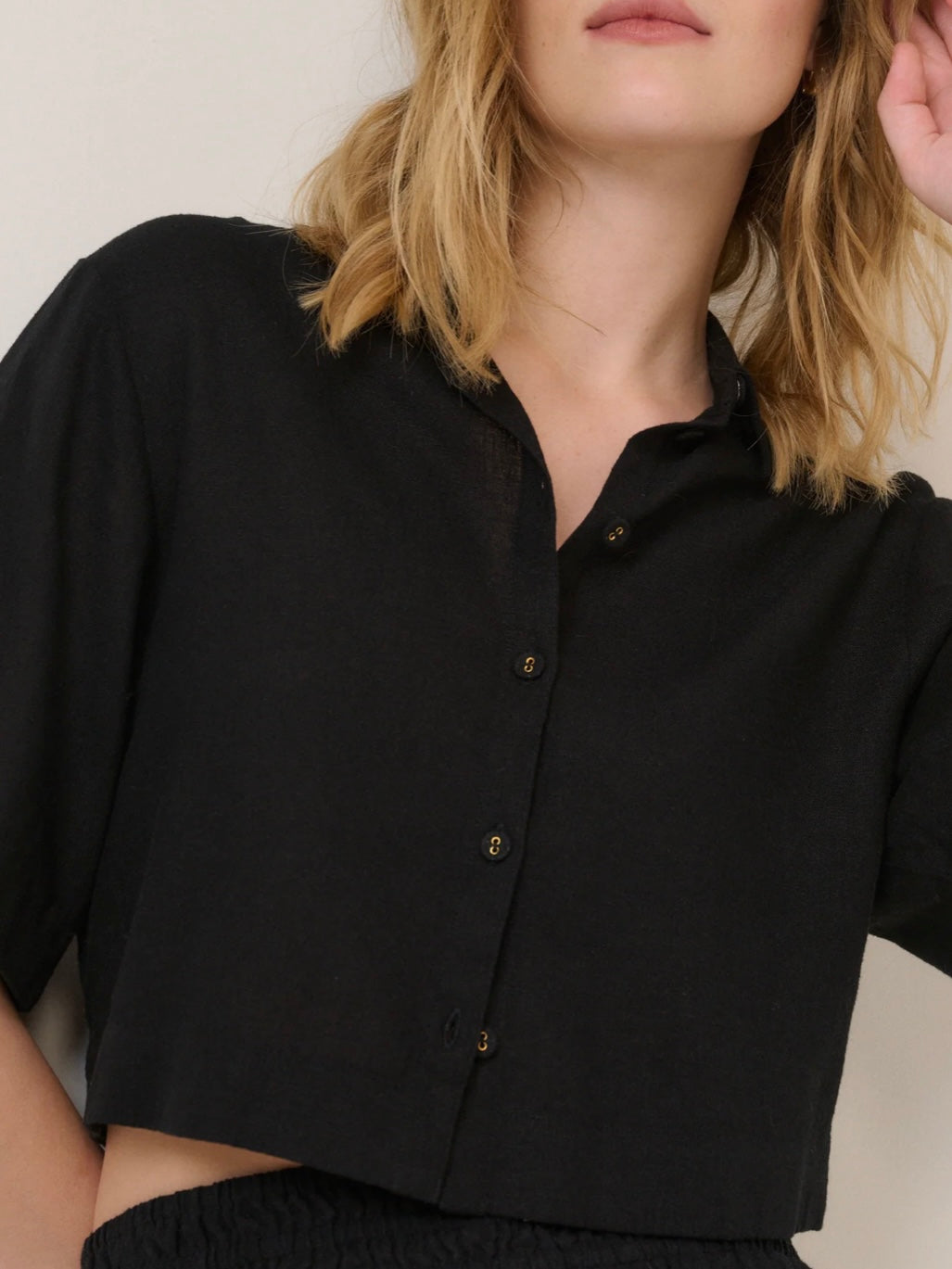 Nobody's Child Bennie Black Linen Cropped Shirt