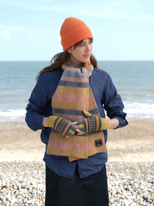 Quinton+Chadwick Patterned Fingerless Gloves-Meadow Patch