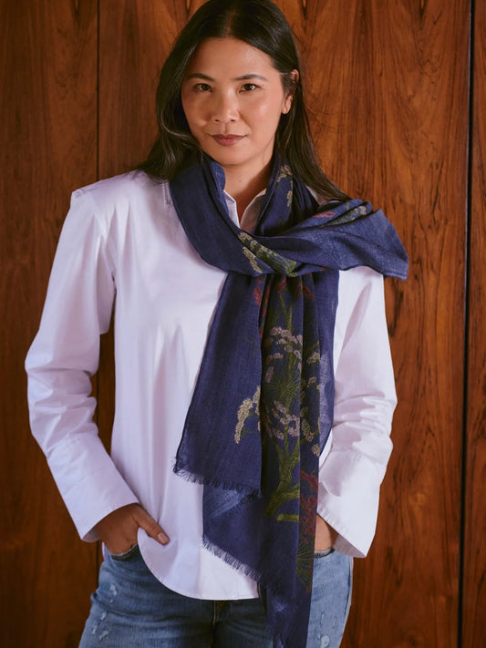 One Hundred Stars Wool Scarf Navy Parsley Seed