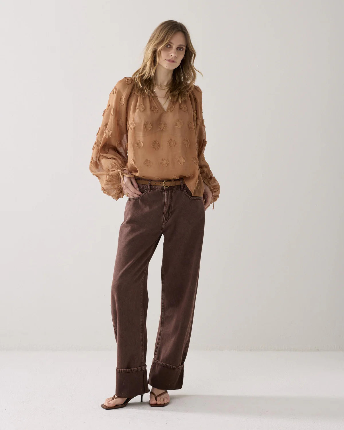 Summum Transparent Top with 3D Dots-Cinnamon