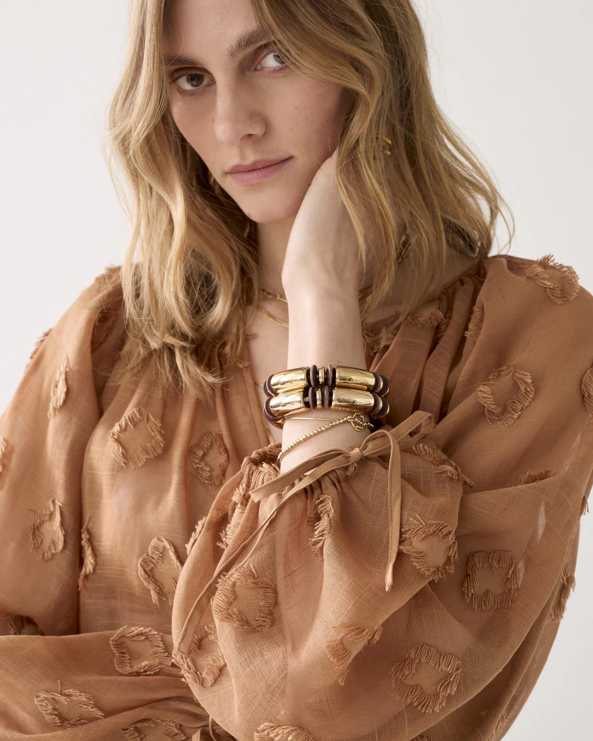 Summum Transparent Top with 3D Dots-Cinnamon