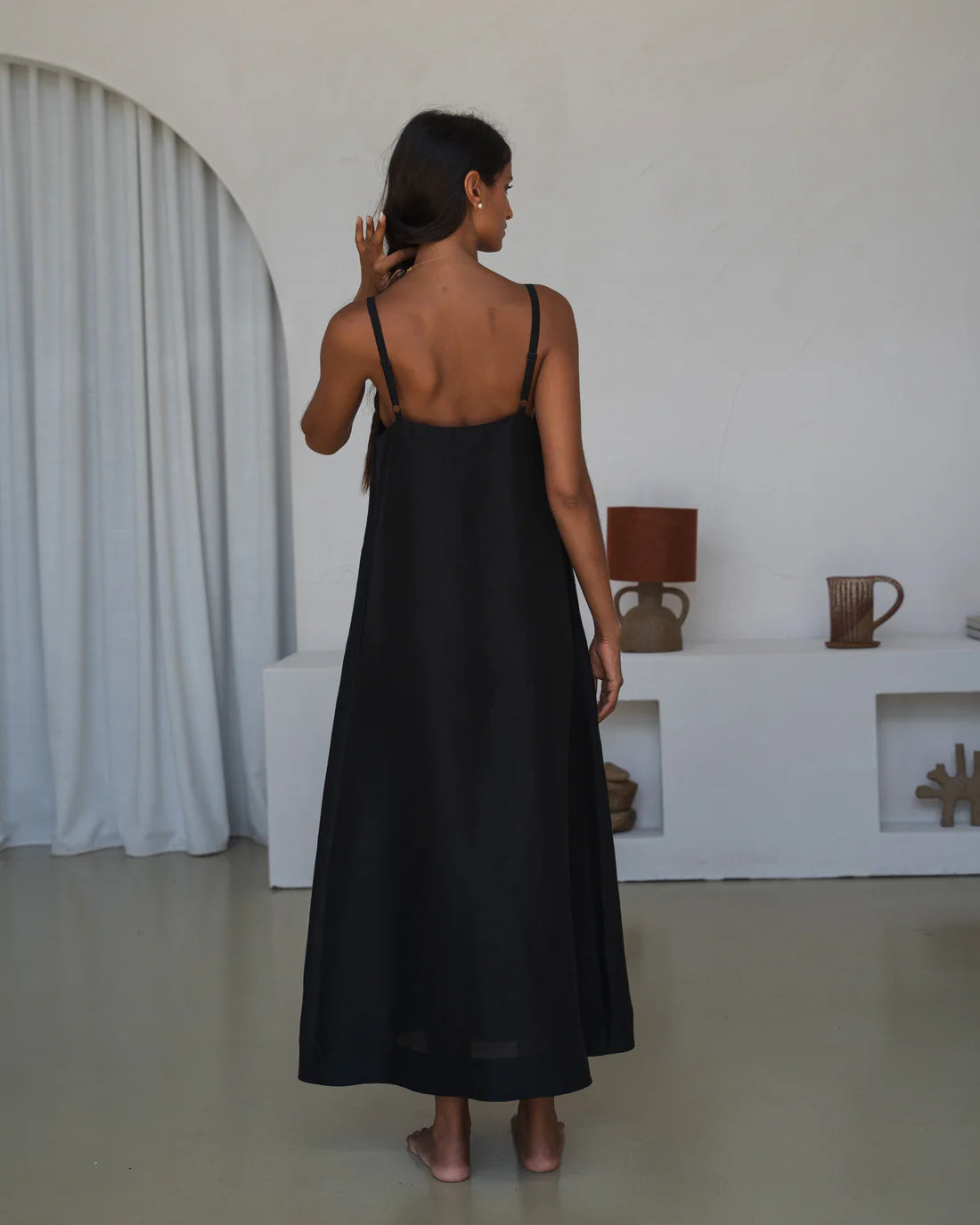 Lilly Pilly Nova Linen Silk Dress-Black