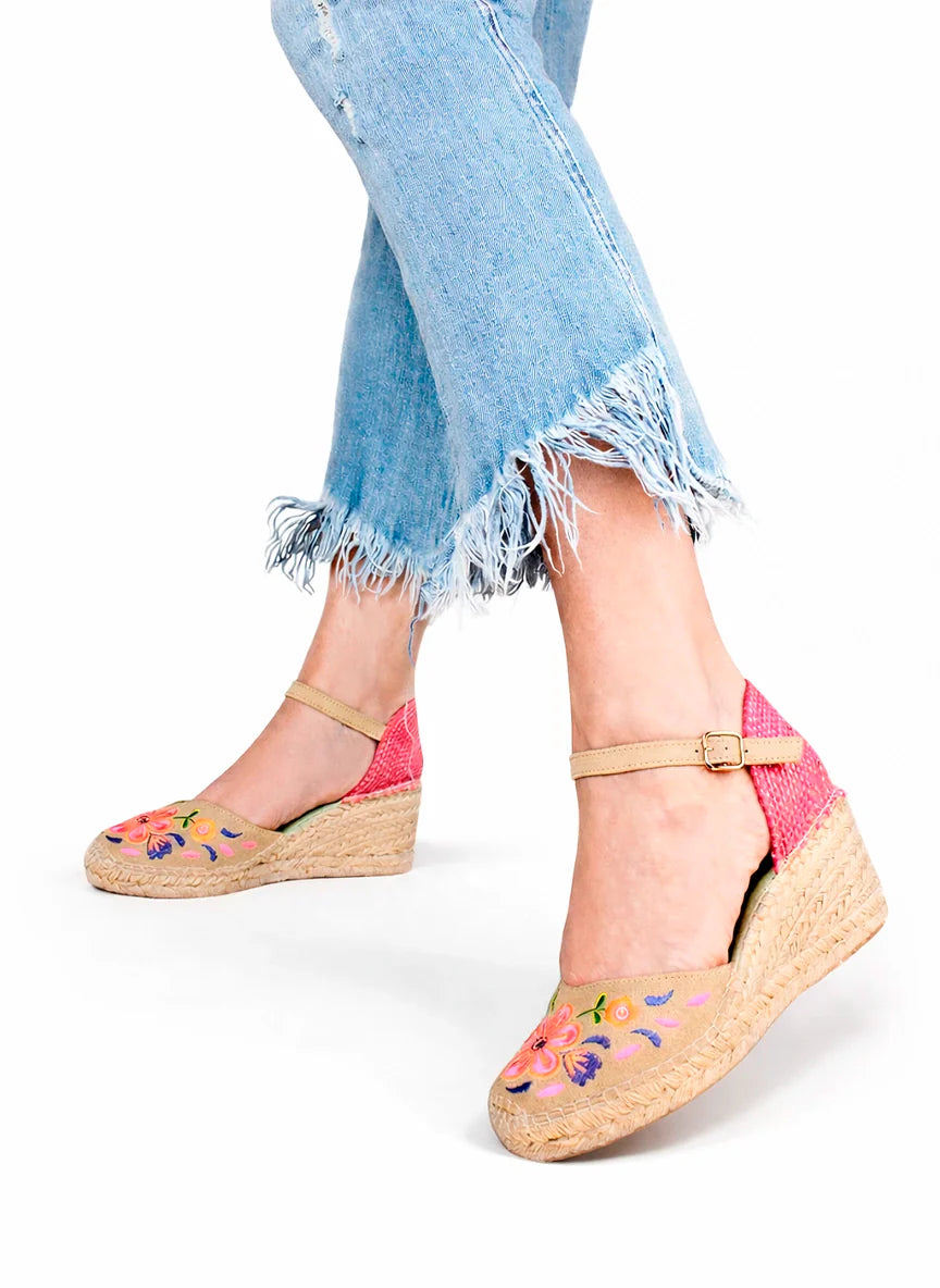 Star Love Libra Embroidered Floral Esperdrilles