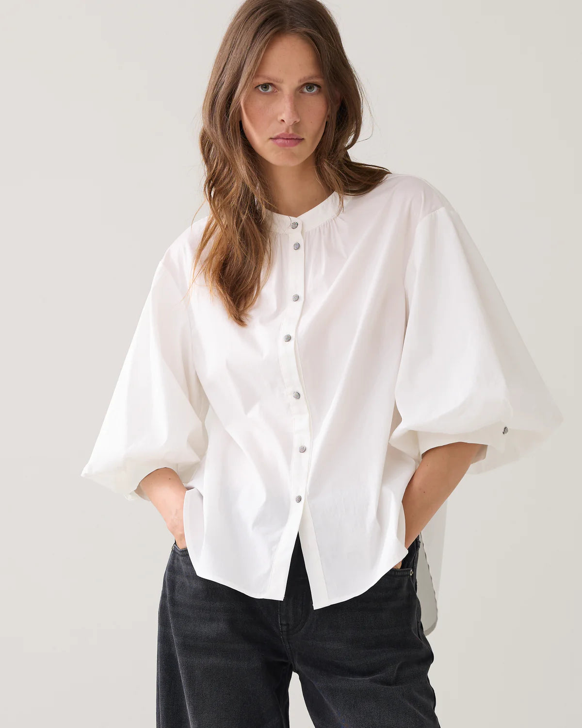 Summum White Cotton Blouse with Diamond Buttons