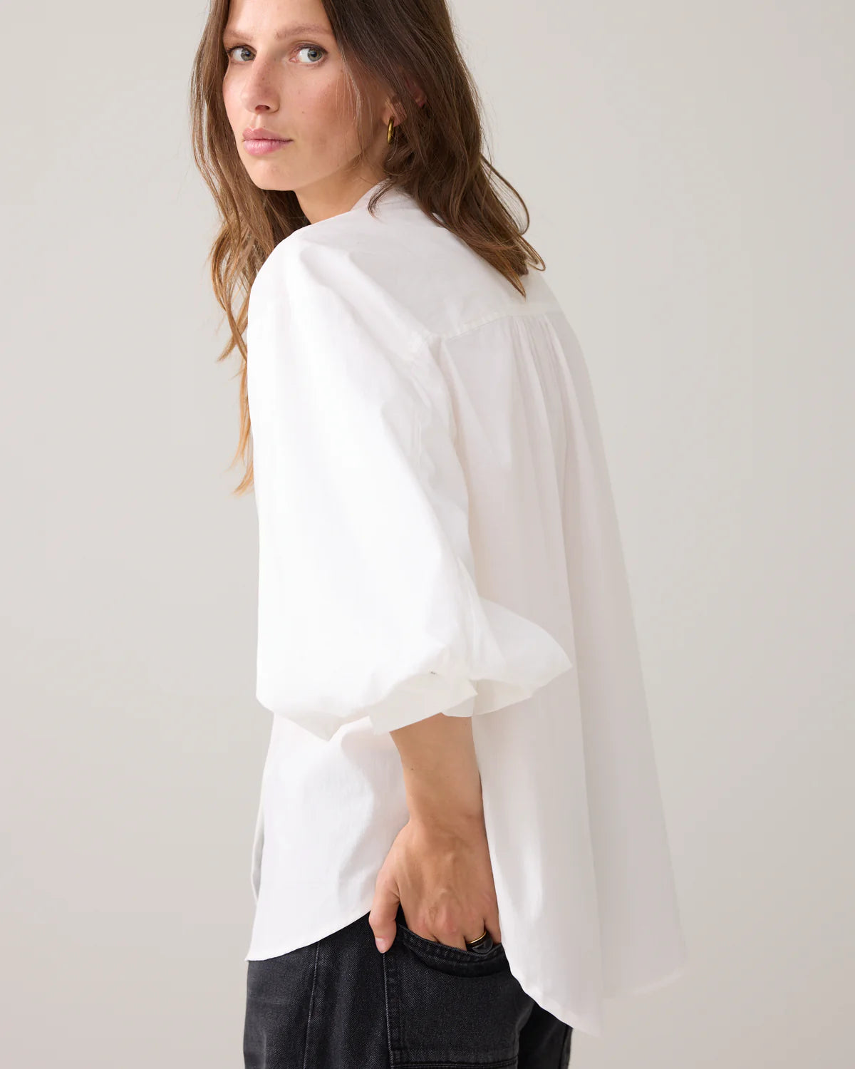 Summum White Cotton Blouse with Diamond Buttons