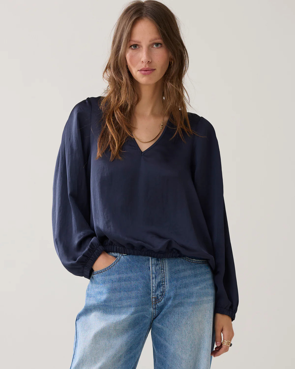 Summum Navy Silky Top