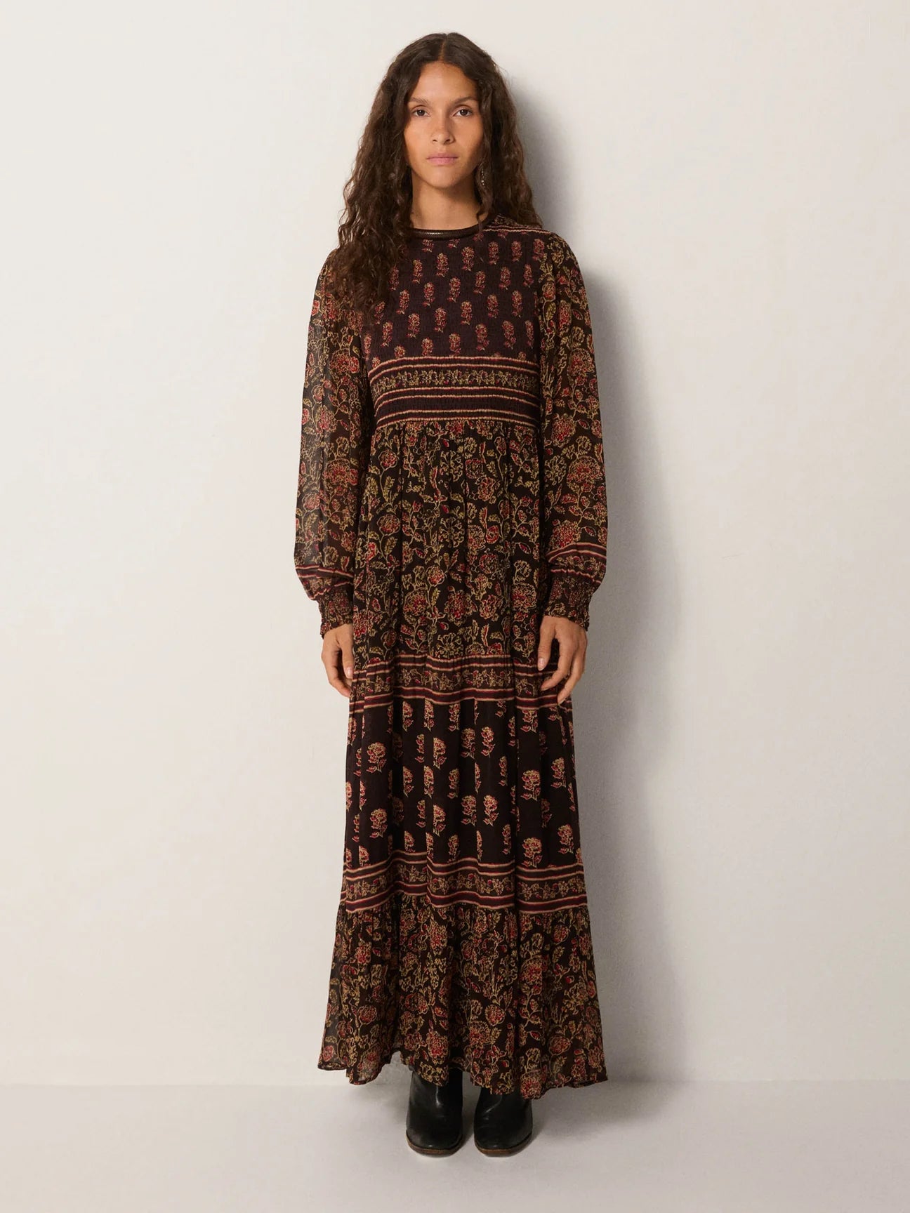 Maison Hotel Andrea Dress