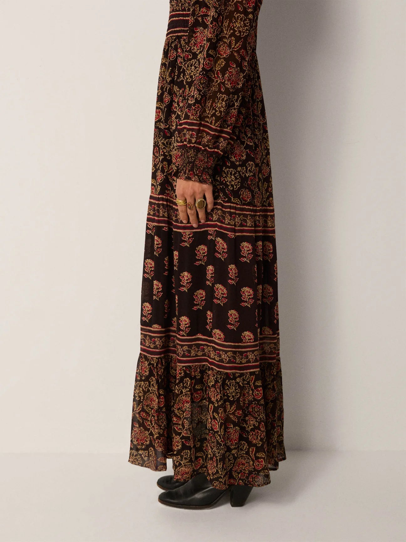 Maison Hotel Andrea Dress