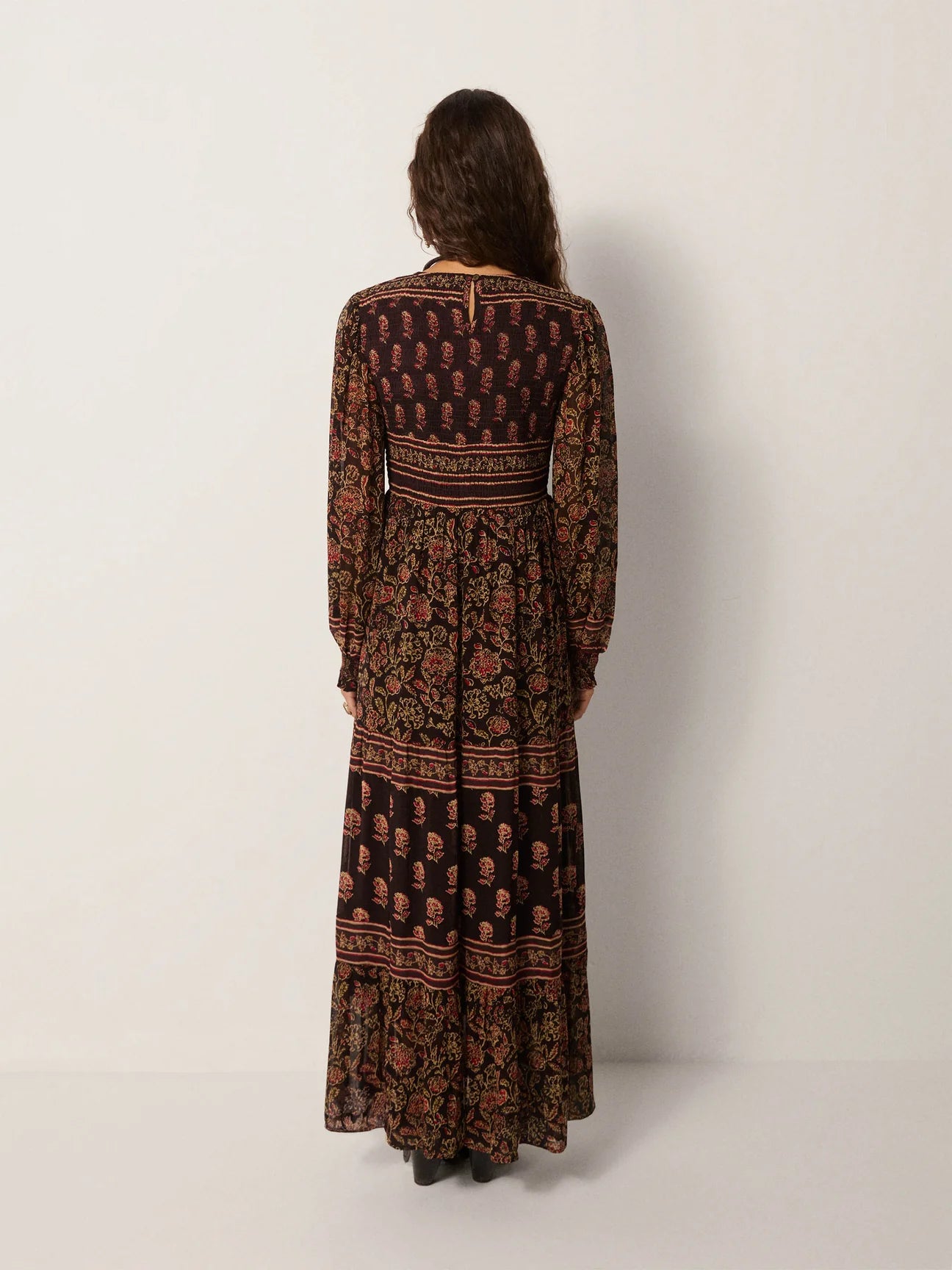 Maison Hotel Andrea Dress