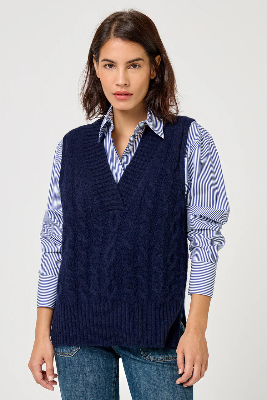 Five Cable Knit Sleeveless Sweater-Navy