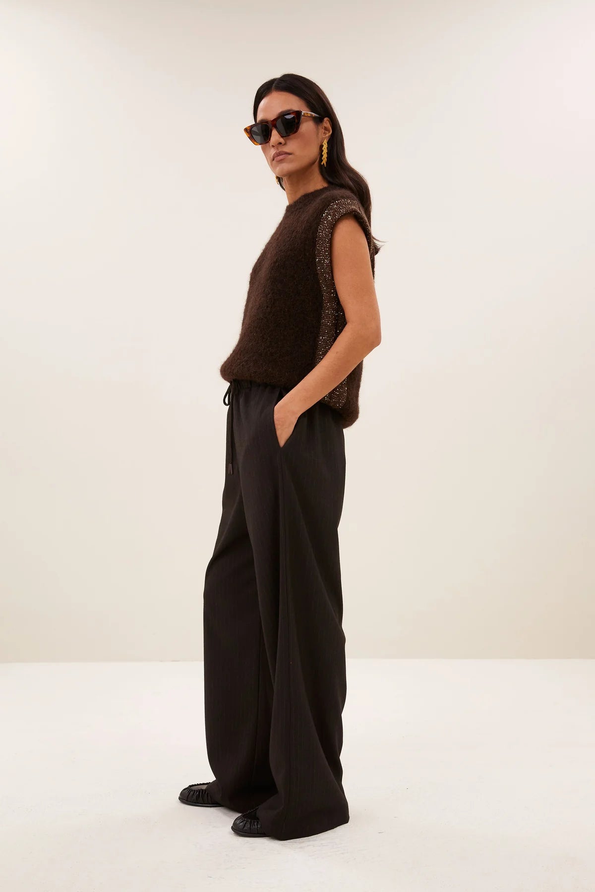 by_bar Noby Spencer Deep Brown Sleeveless Knit