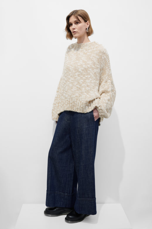 Humility Molto Beige Pullover