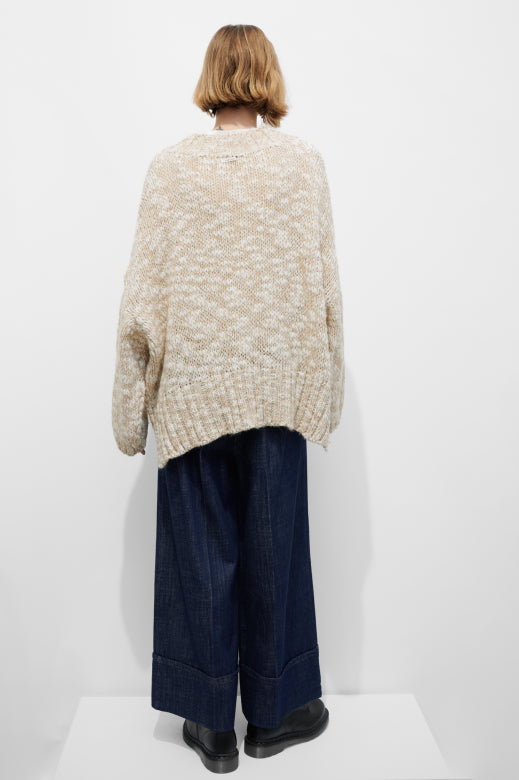 Humility Molto Beige Pullover