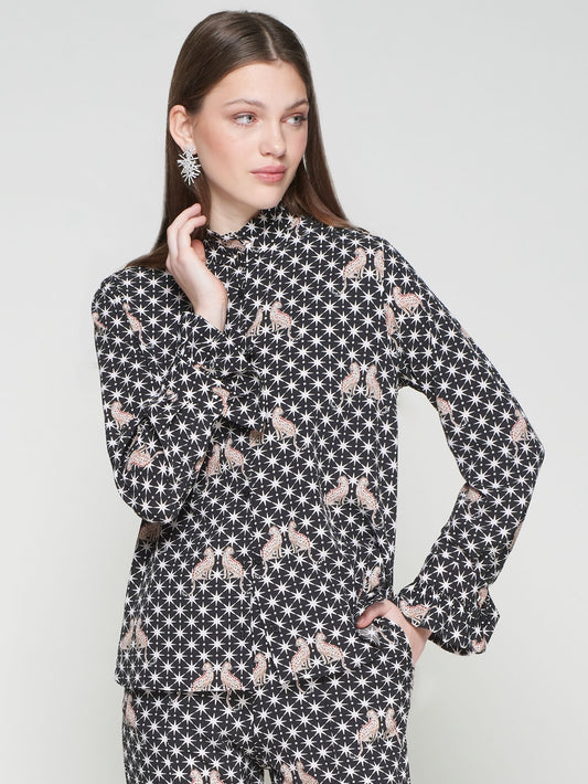 Vilagallo Black shirt with Leopard & Star print