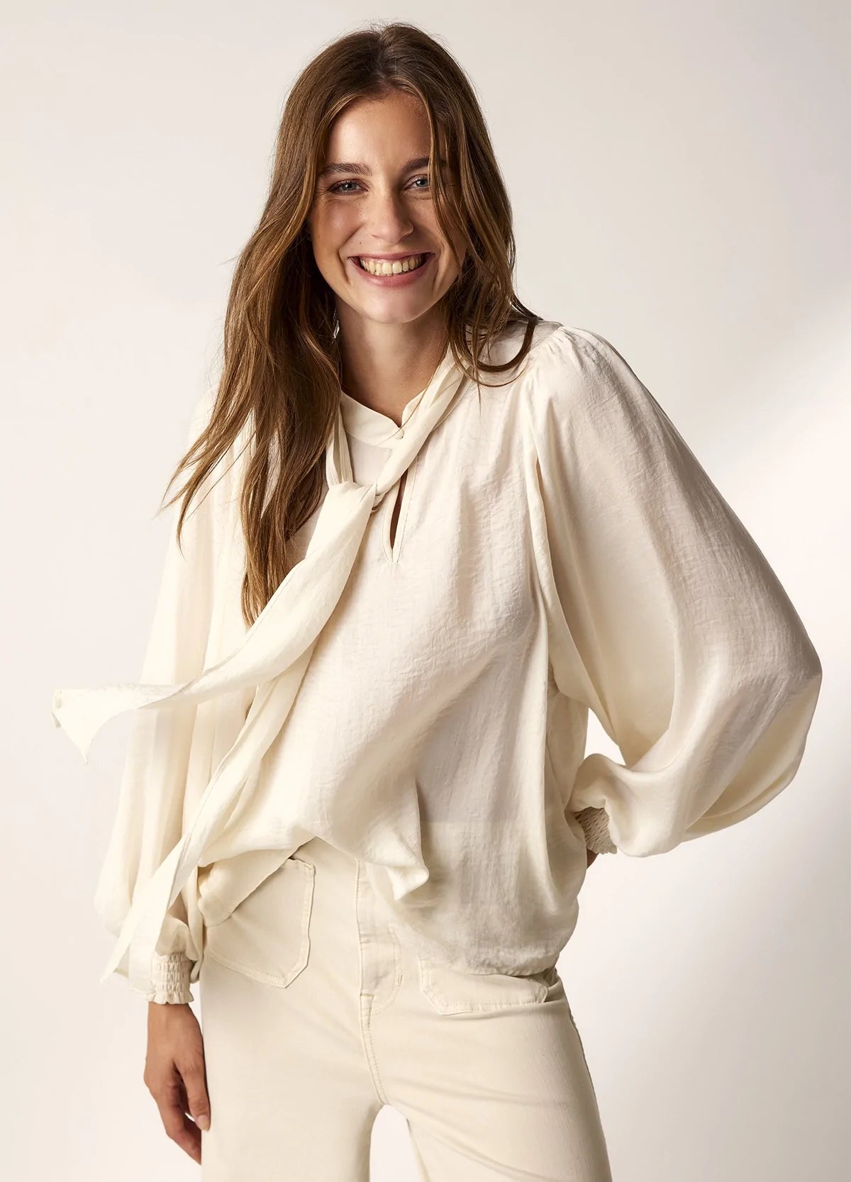 Summum Top with Bow - Ivory