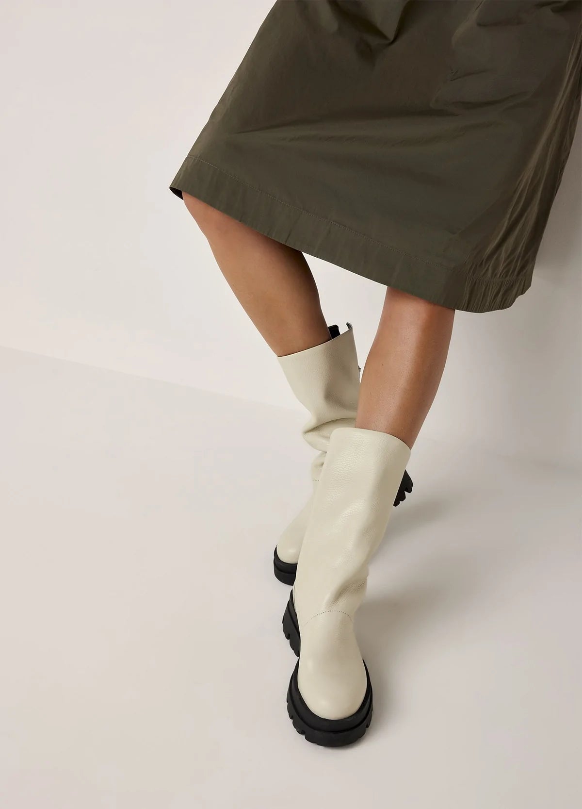 Summum Angled Ankle Boot - Ivory