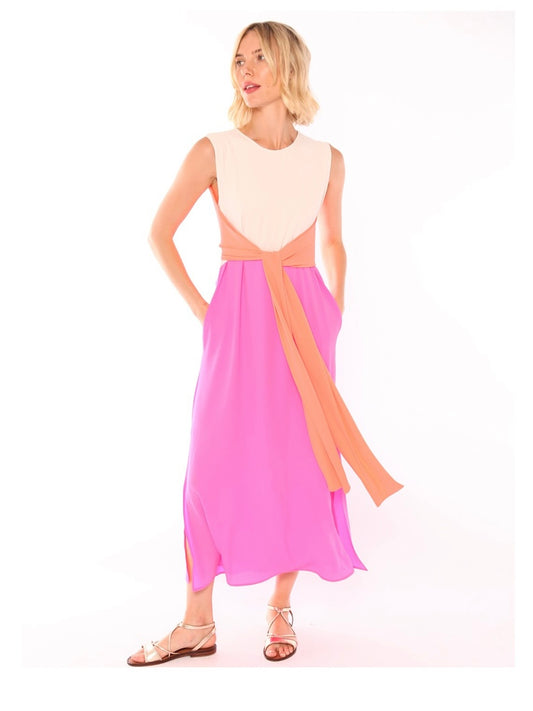 Vilagallo Tina Dress Pink Georgette